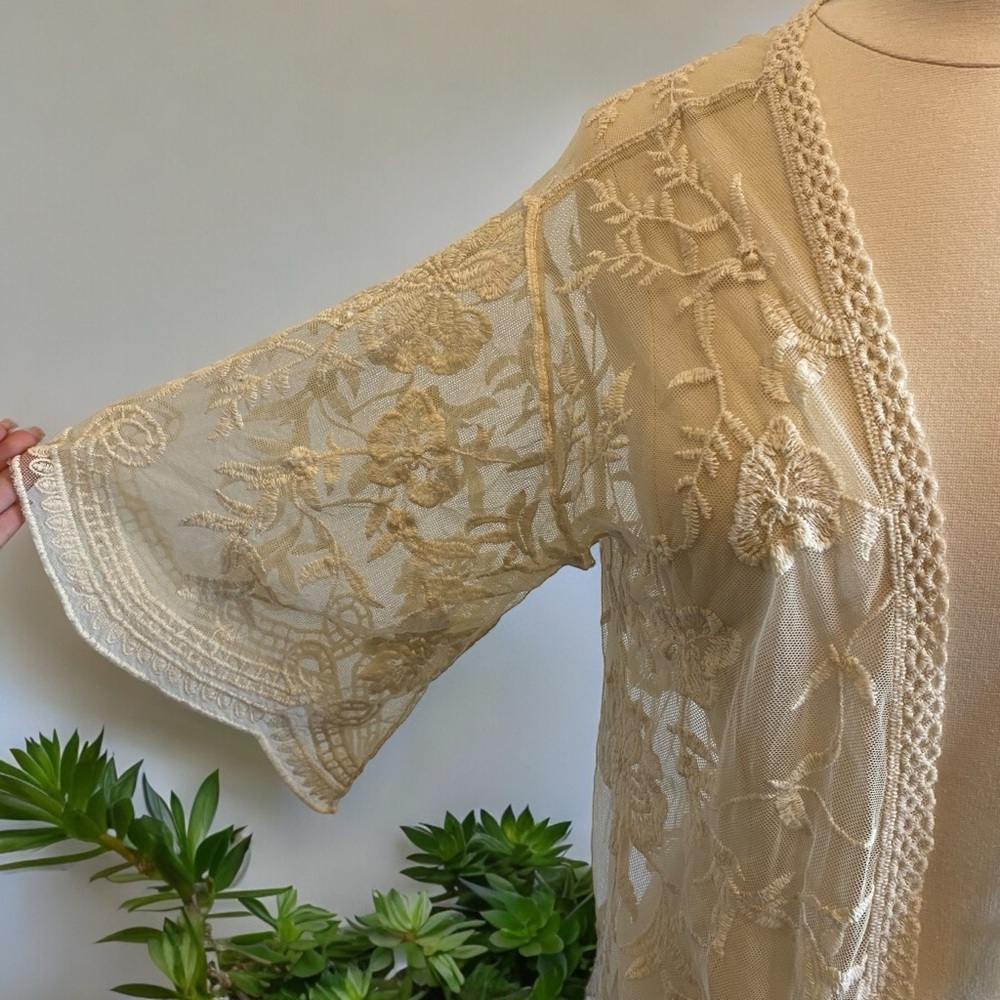 SOLD Boho Open Front Lace Kimono Semi Sheer - Picture 7 of 11